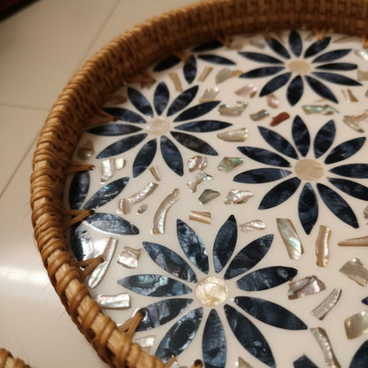 Dark Daisy Round Tray Set – 3 Piece