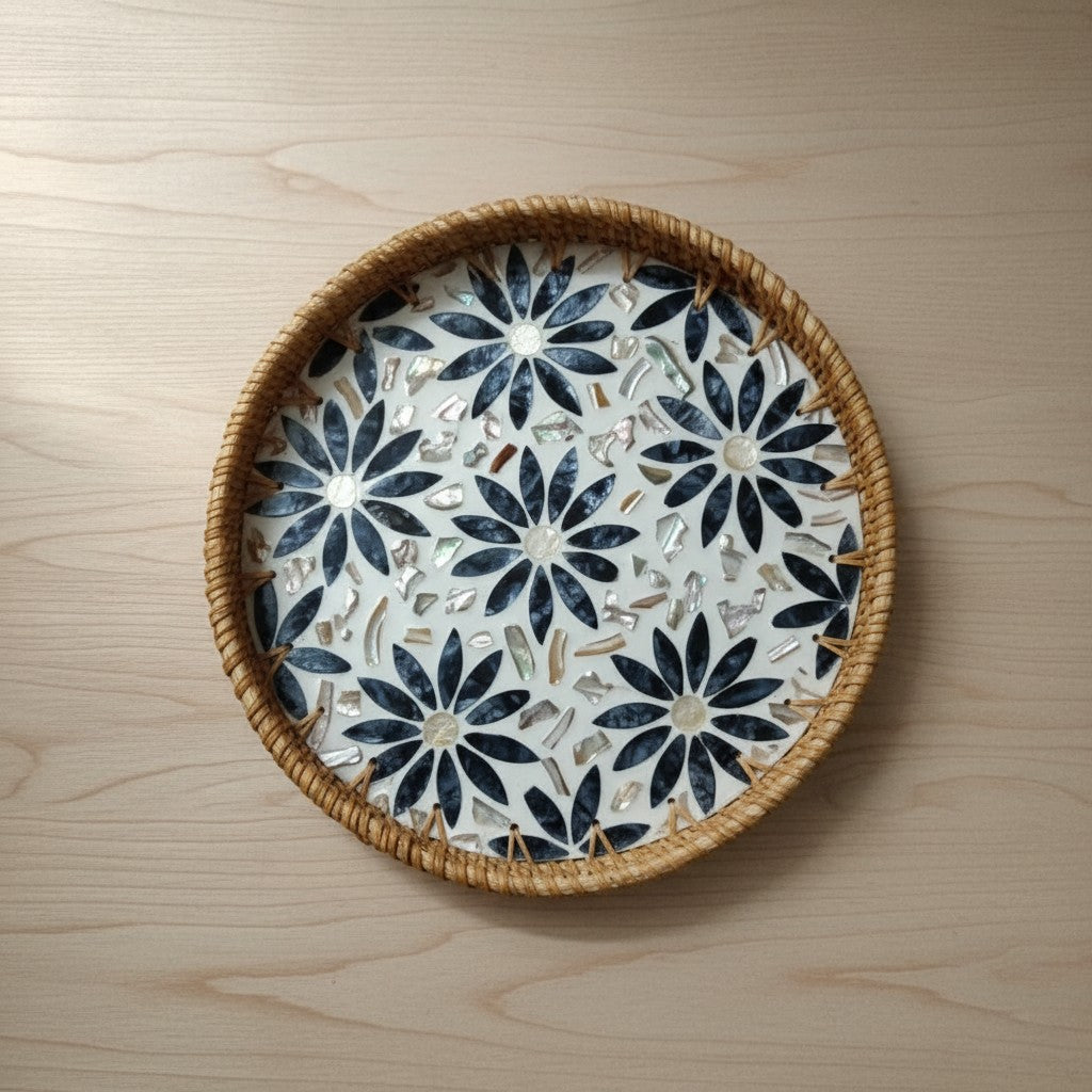 Dark Daisy Round Tray Set – 3 Piece